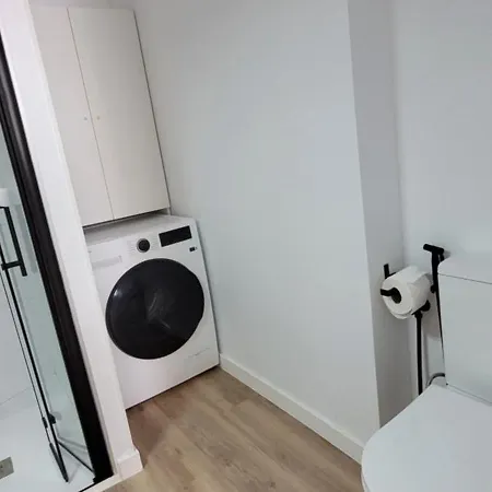 Estudio En Torremolinos - La Carihuela - Wifi 365 Mbps - Fire Stick Amazon - Playa A 50 Metros Exterior photo