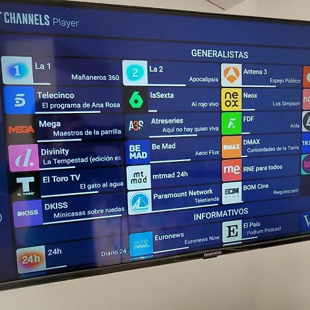 Estudio En Torremolinos - La Carihuela - Wifi 365 Mbps - Fire Stick Amazon - Playa A 50 Metros Exterior photo
