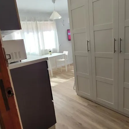 Estudio En Torremolinos - La Carihuela - Wifi 365 Mbps - Fire Stick Amazon - Playa A 50 Metros Exterior photo
