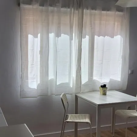 Estudio En Torremolinos - La Carihuela - Wifi 365 Mbps - Fire Stick Amazon - Playa A 50 Metros Exterior photo